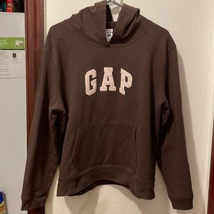 Brown hoodie with pink Gap letters and one big pocket across the front in XL